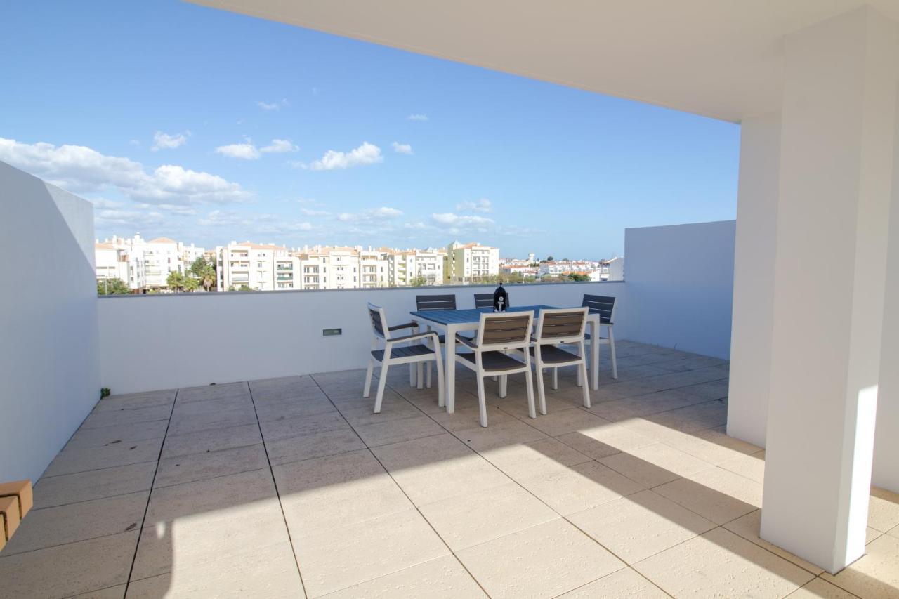 Terrace Apartment By Stay-Ici, Algarve Holiday Rental アルブフェイラ エクステリア 写真