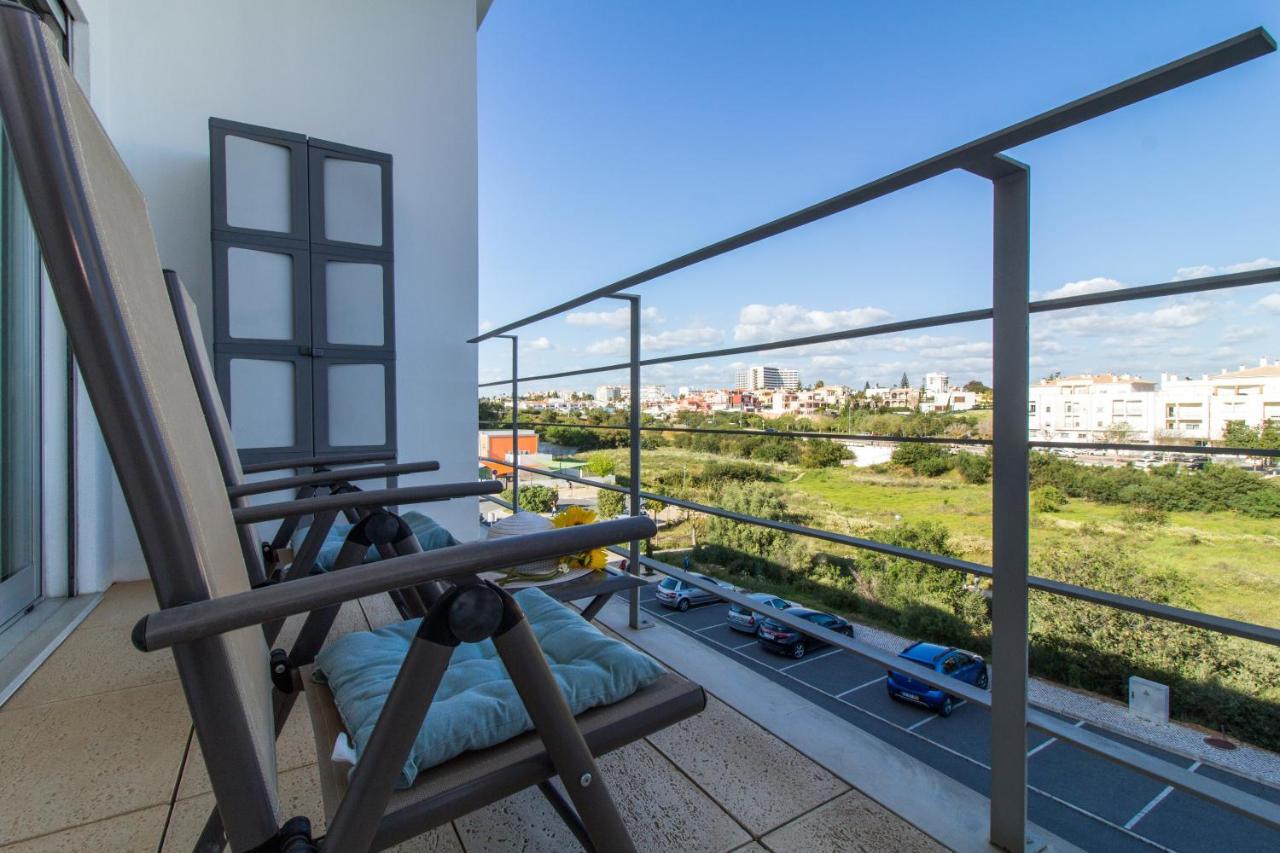 Terrace Apartment By Stay-Ici, Algarve Holiday Rental アルブフェイラ エクステリア 写真